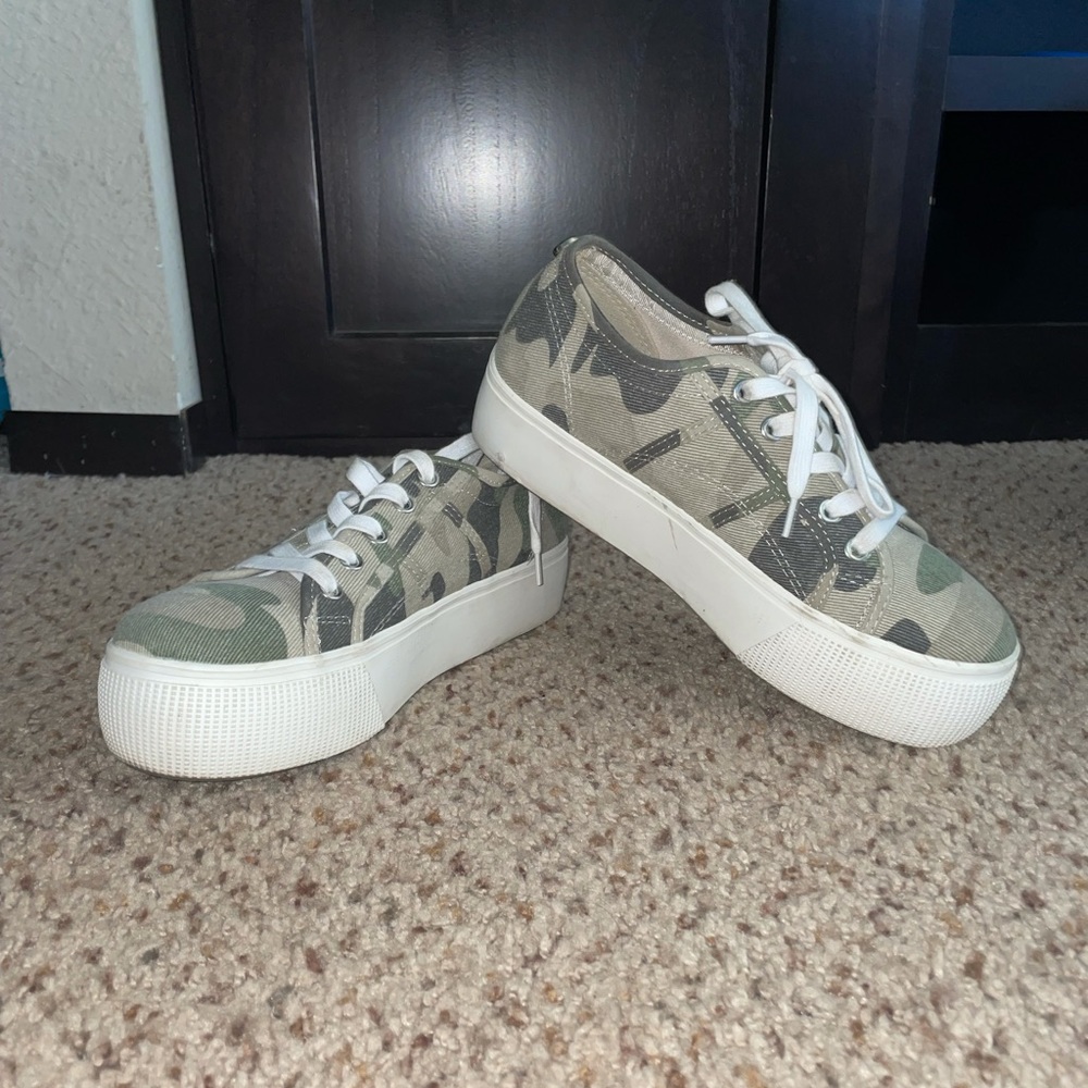 Steve Madden Platform Shoes